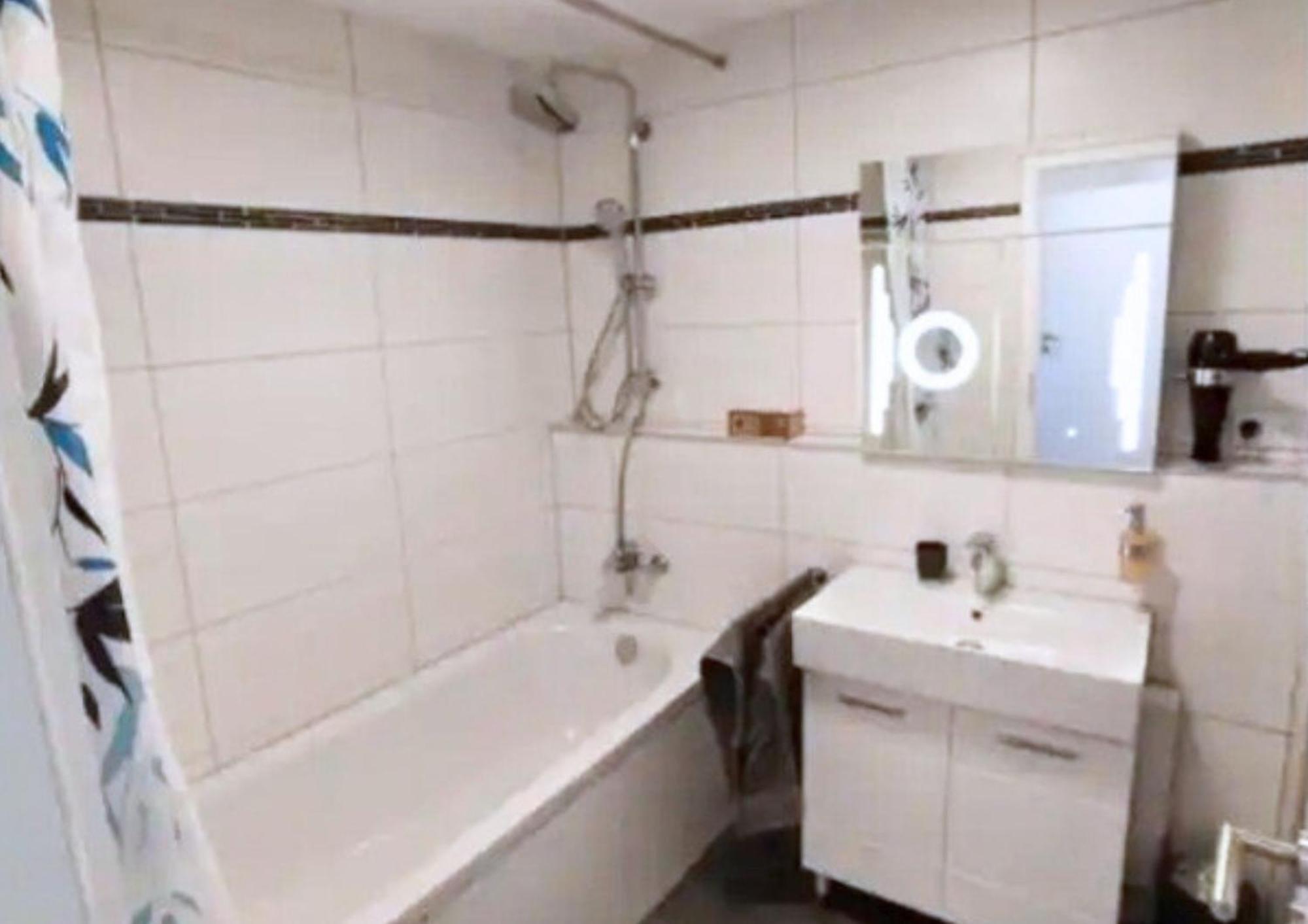 Rooftop - Doppelzimmer In Gemeinschaftsunterkunft Apartment Ulm