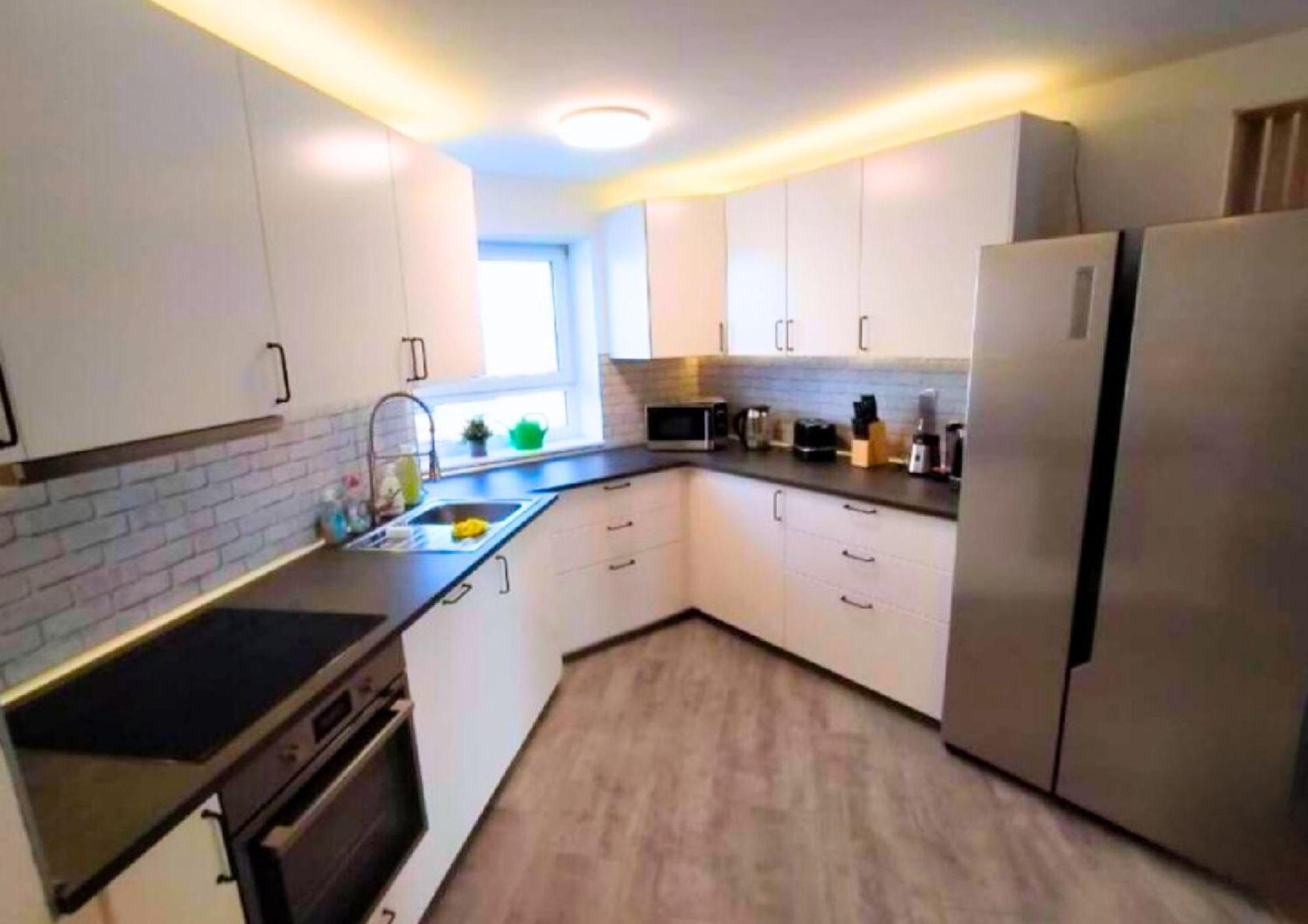 Apartment Rooftop - Doppelzimmer In Gemeinschaftsunterkunft Ulm